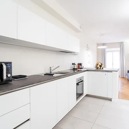 White Flat In Center By Rent Apartamento