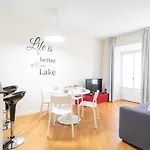 Апартаменты White Flat In Center By Rent Комо