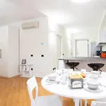 White Flat In Center By Rent Комо