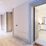 Апартаменты White Flat In Center By Rent