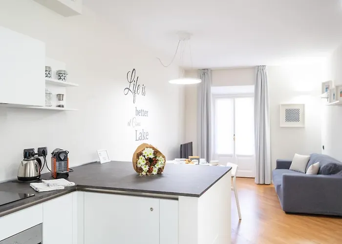 Apartment White Flat In Center By Rent