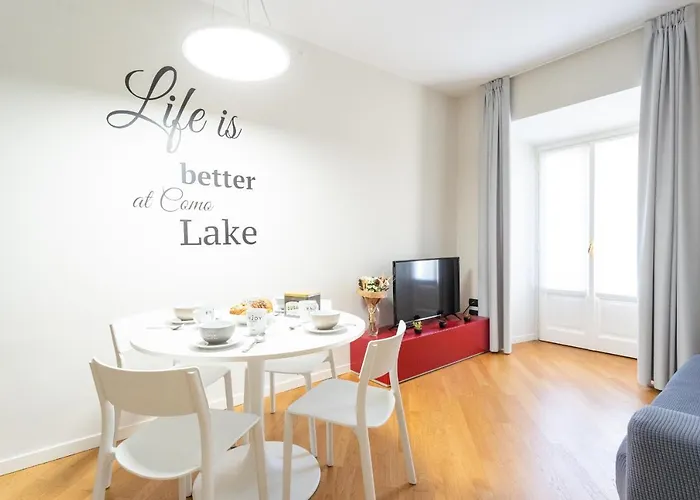 White Flat In Center By Rent Appartement *