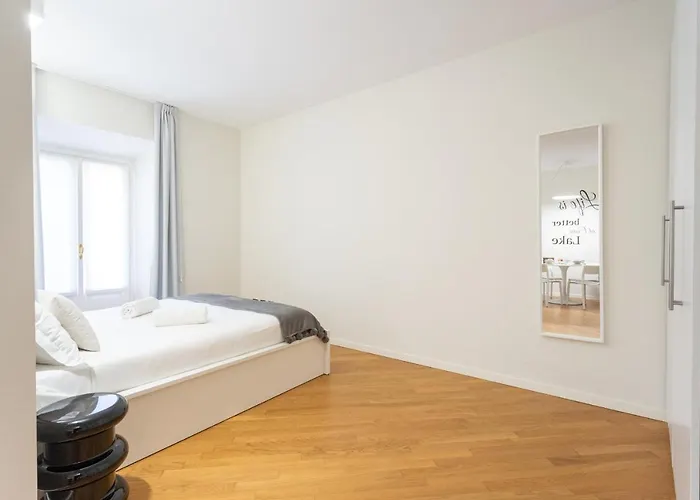 White Flat In Center By Rent * Como